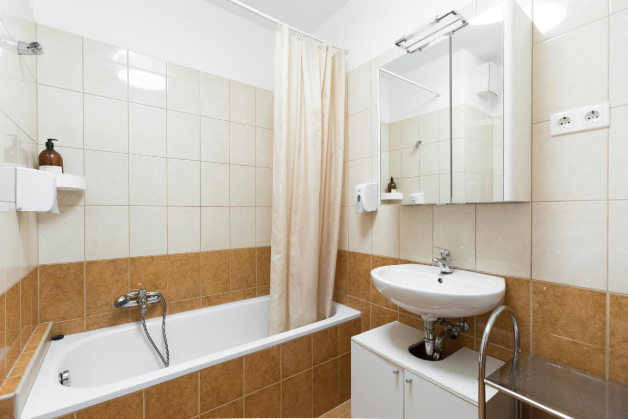 Mentha Apartments Deluxe - Mad บูดาเปสต์ ภายนอก รูปภาพ