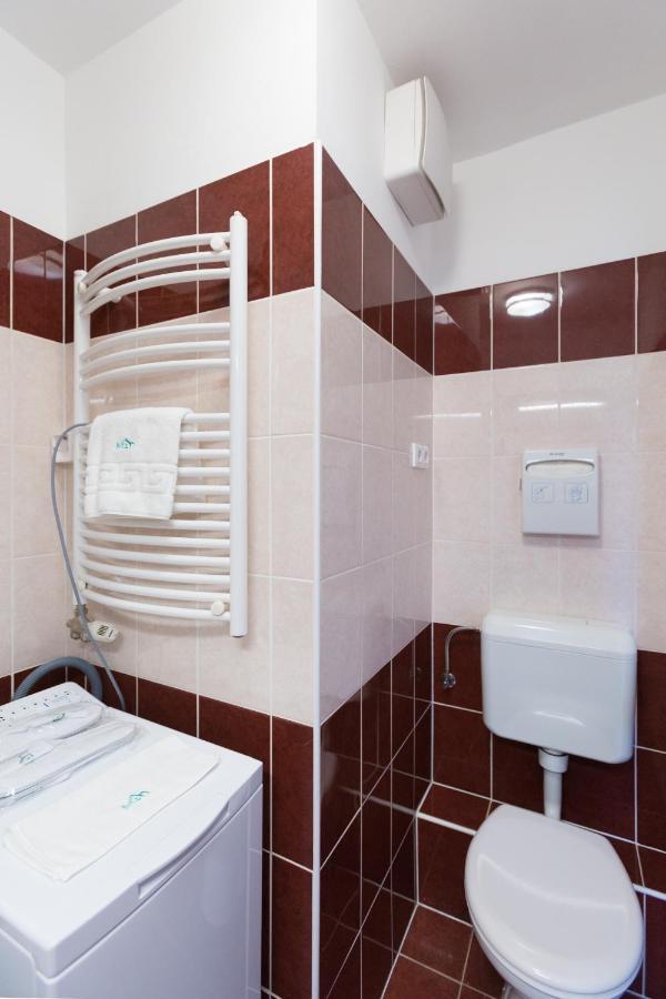 Mentha Apartments Deluxe - Mad บูดาเปสต์ ภายนอก รูปภาพ